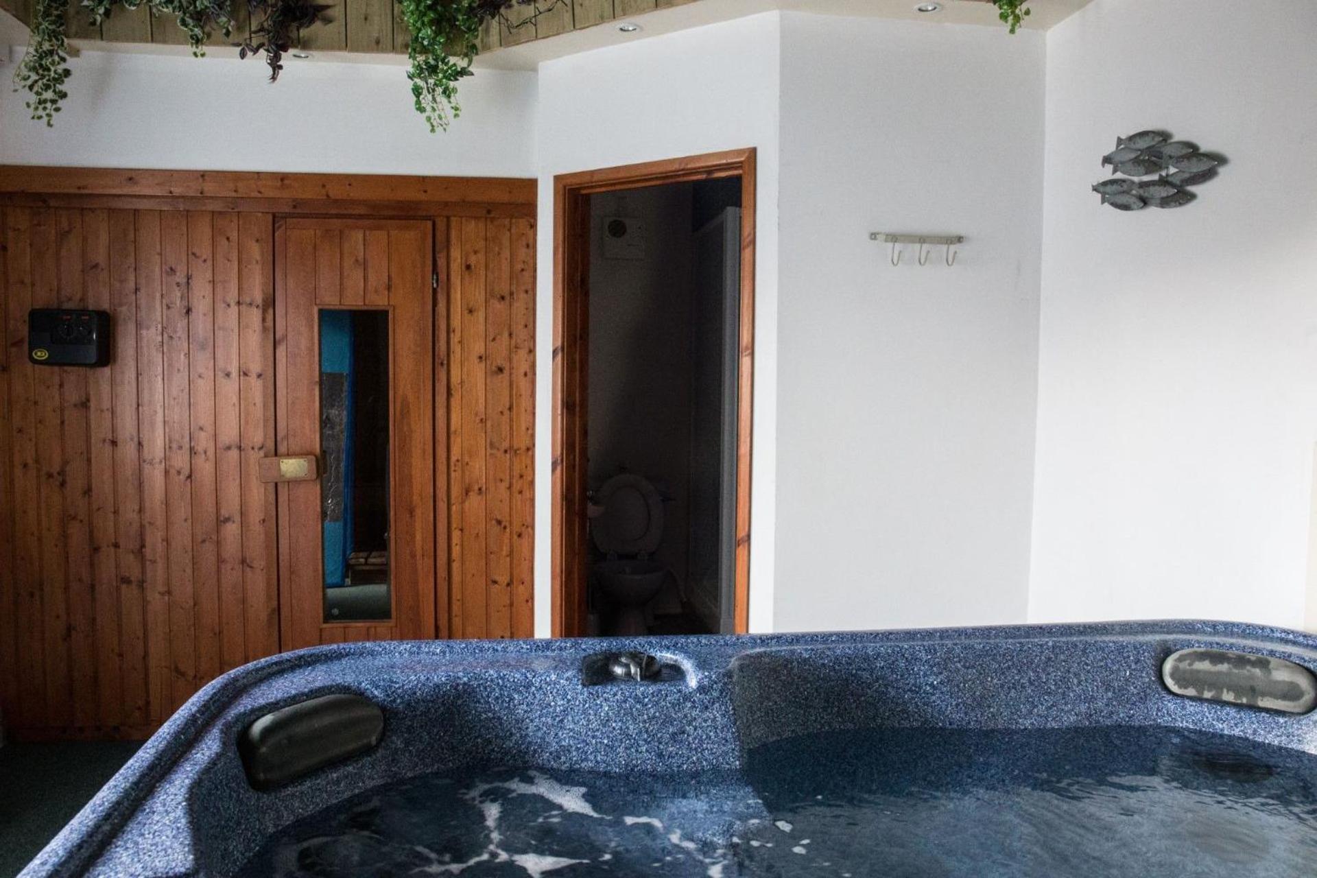 The Stables Villa Hartland Eksteriør billede